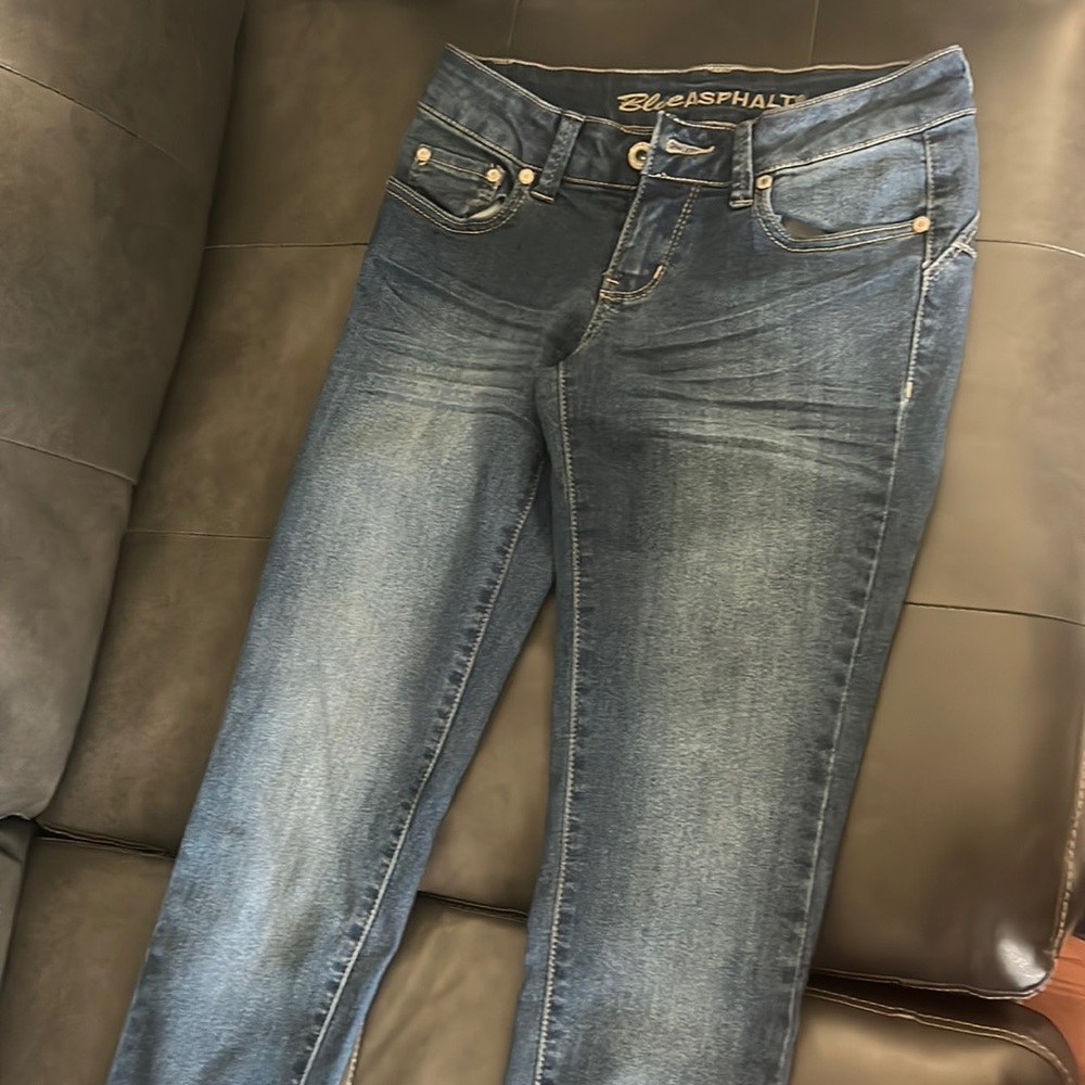 Blue Asphalt dark wash jeans
